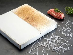 Read more about the article How to Perform Maintenance on Polyethylene Cutting Boards Yourself