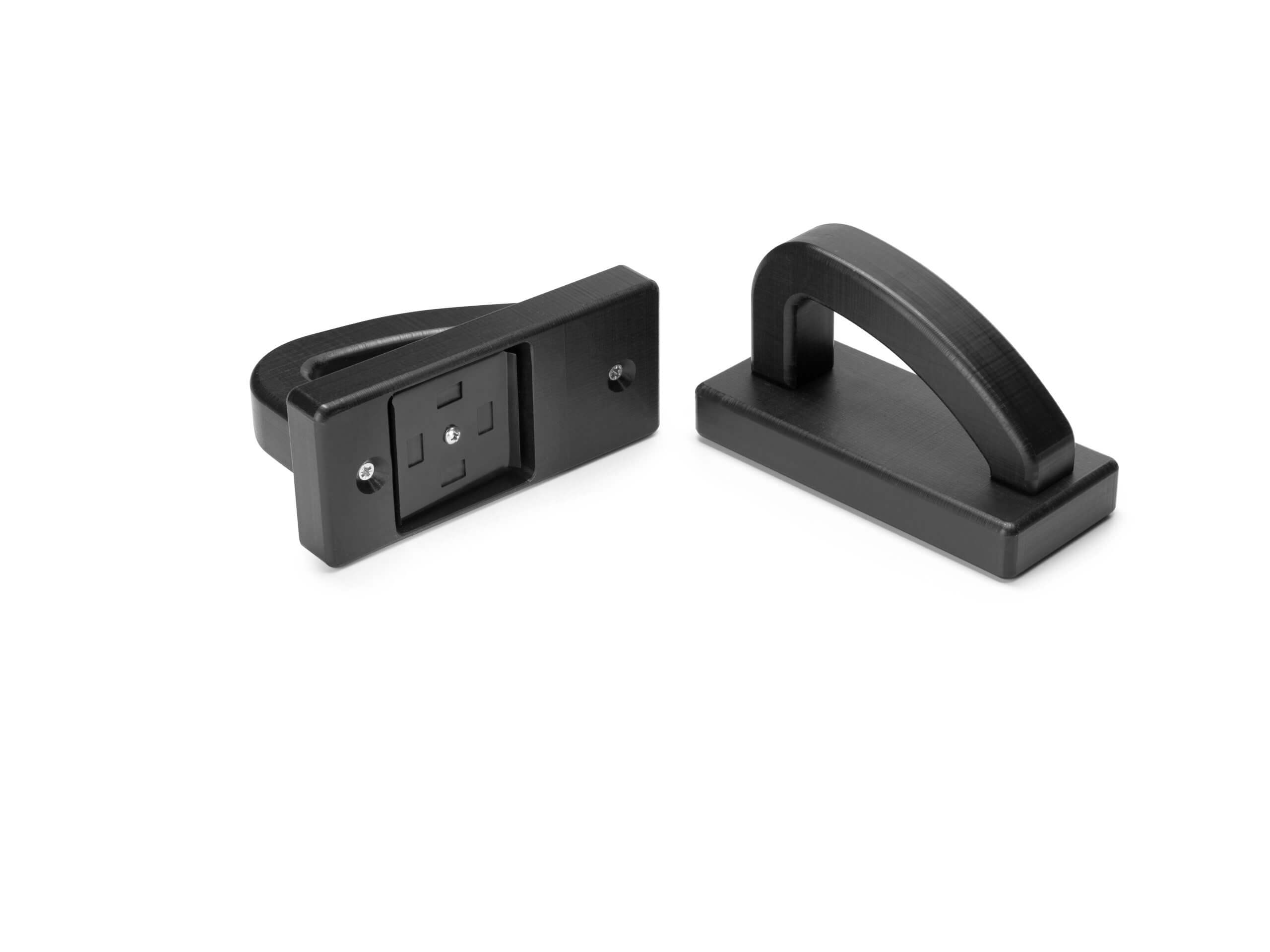 Black polyethylene scraper